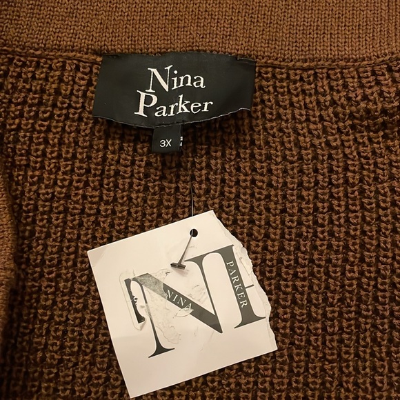 NWT. NINA PARKER
Trendy Plus Size Crochet Slit-Front Skirt, Created for Macy's - Picture 7 of 9